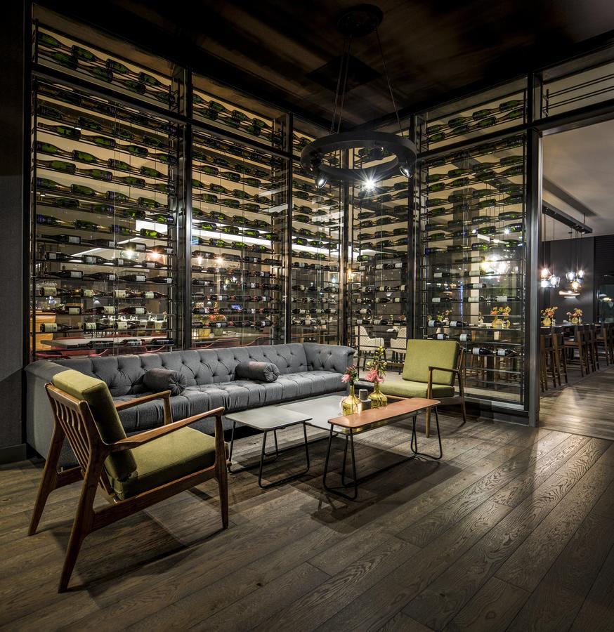 Van Der Valk Hotel Nijmegen-Lent Exterior foto